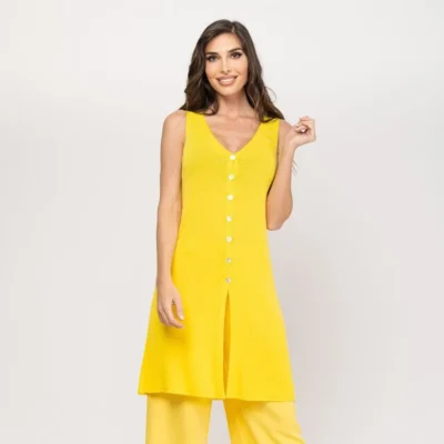 Chaleco abotonado sisa amarillo de mujer de la marca Tierra de Tartessos.